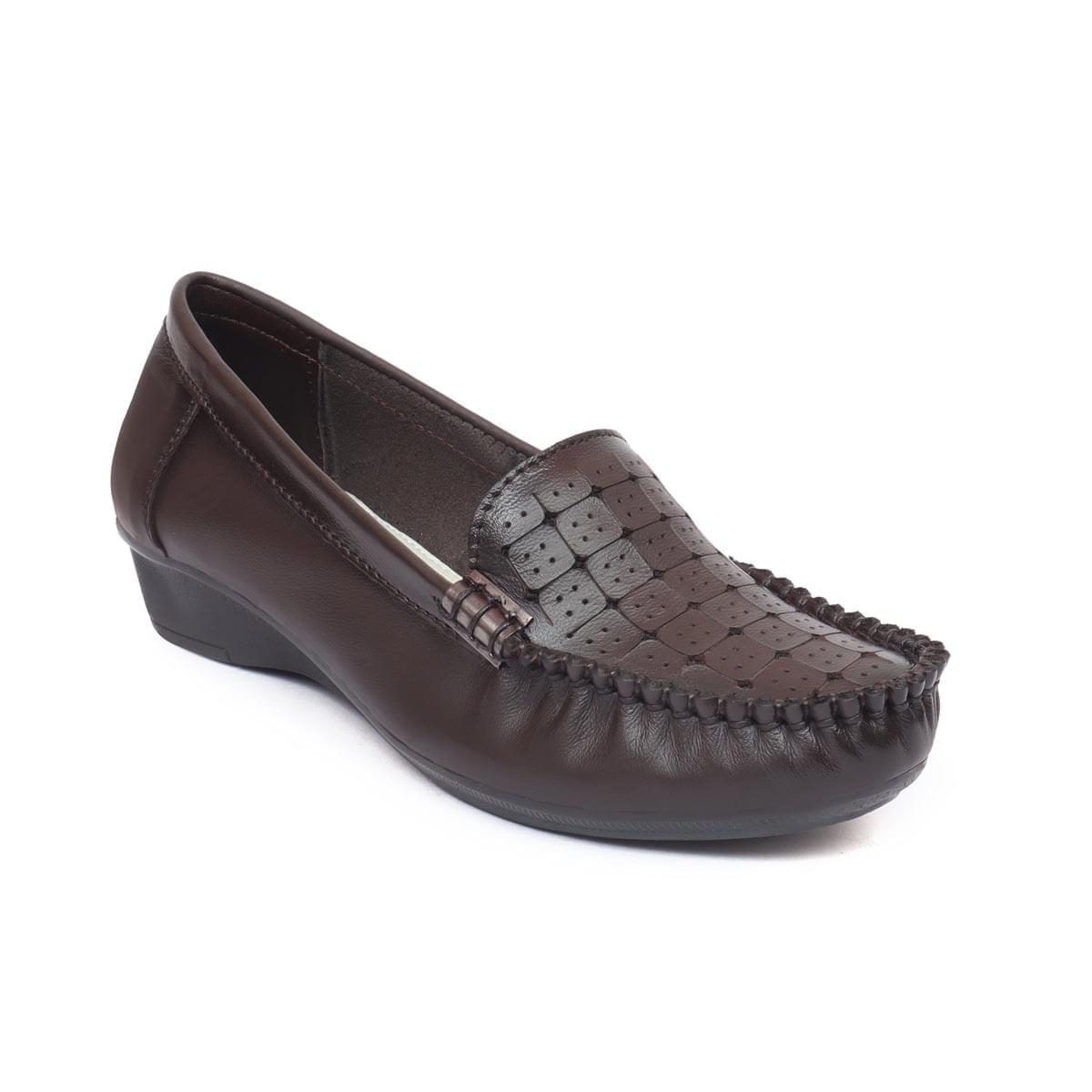 Slip on Shoes for Women Brown