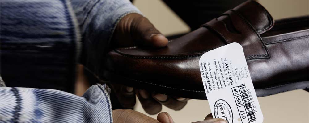 Don't buy any leather shoes without knowing these facts