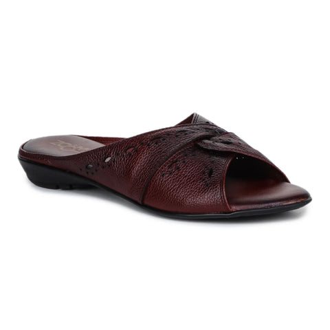Sophisticated Women's Leather Slippers L 615 with Brogue Design