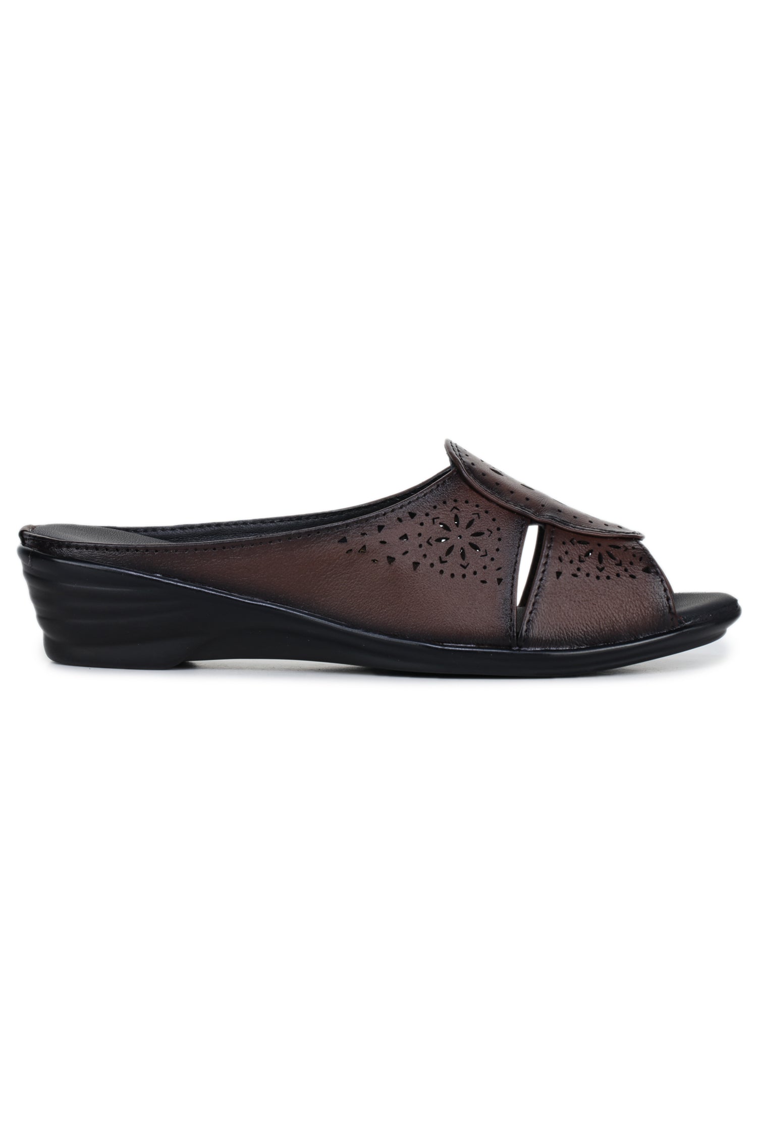 ZOOM SHOES Slipper For Women - 7130