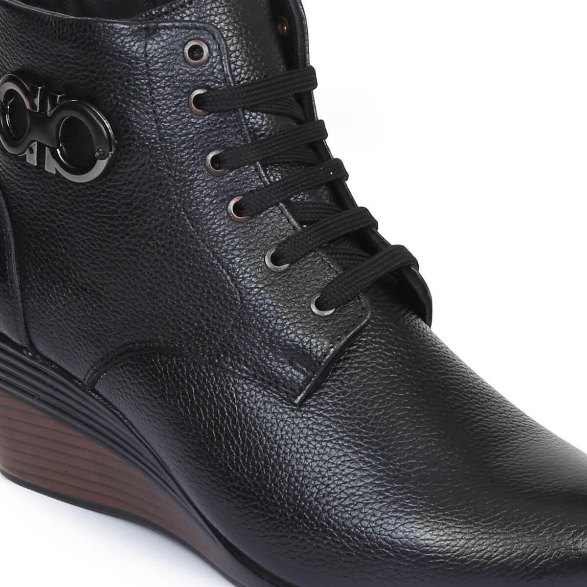 Pointed Toe Boots for Women