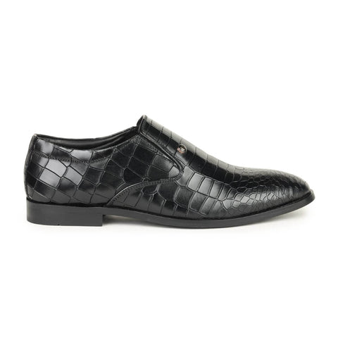 black crocodile print loafers_3